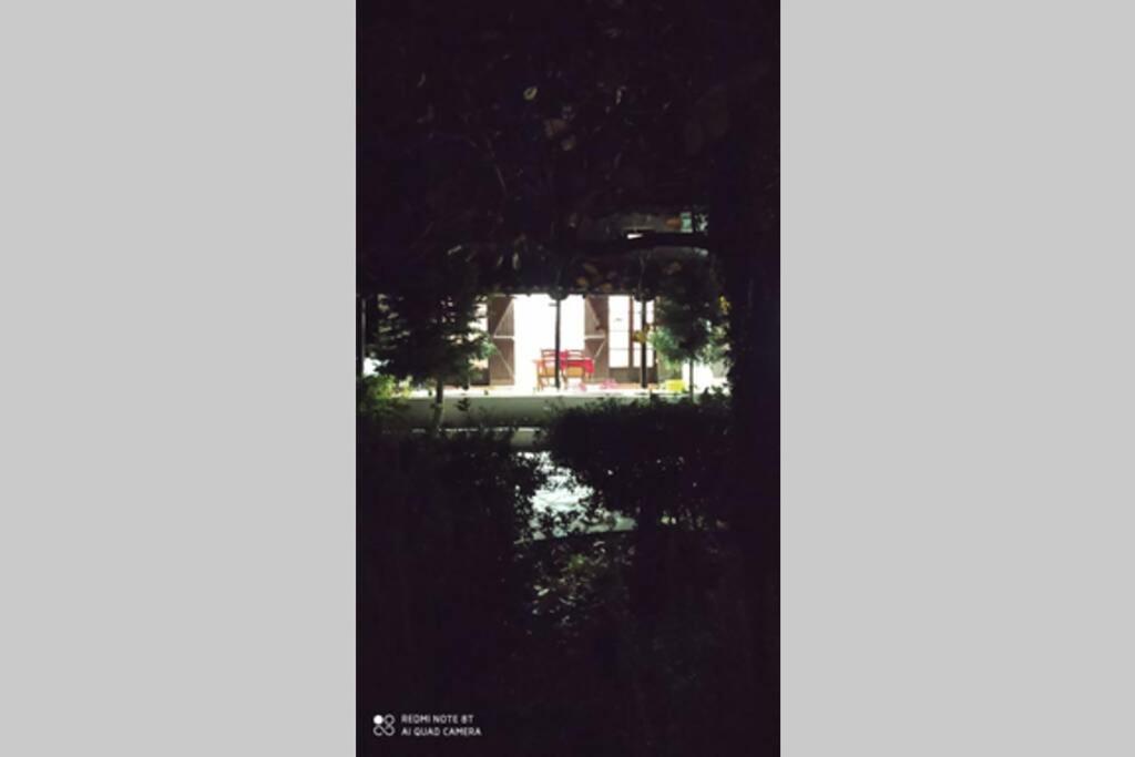 Αρχοντικο Στουσ Προποδεσ Του Ορουσ Διρφυσ Villa Loutsa  Exterior foto